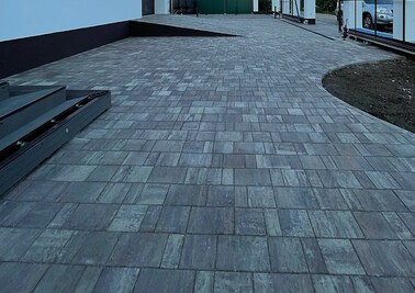 Укладка тротуарной плитки под ключ